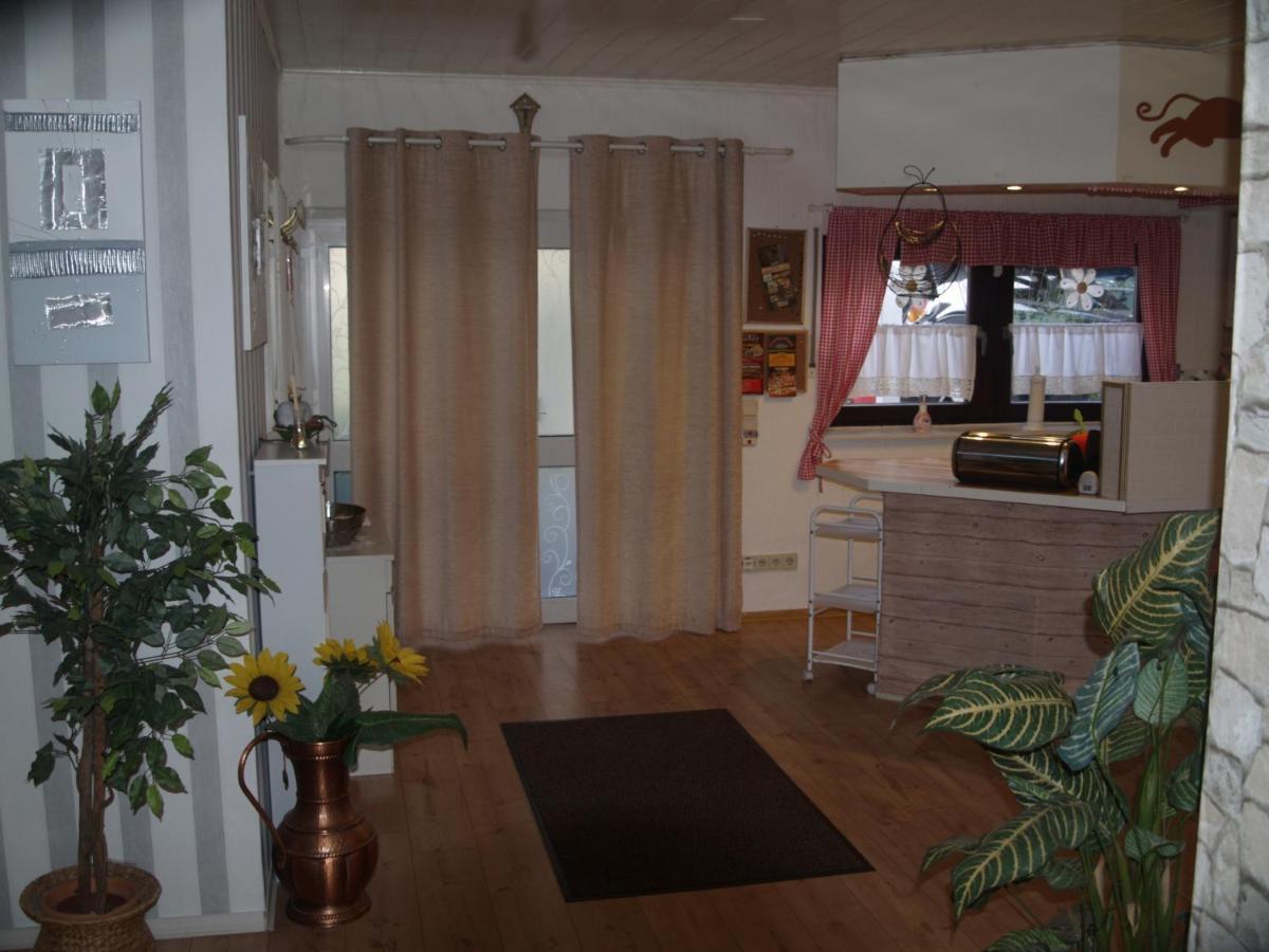 Wolfsschlucht Apartment Wassenach Bagian luar foto